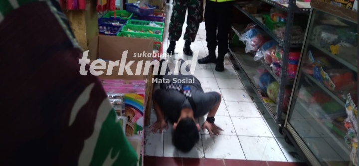 TNI dan Polri serta Satpol PP Turun Langsung ke Pasar Palabuhanratu Terkait Corona