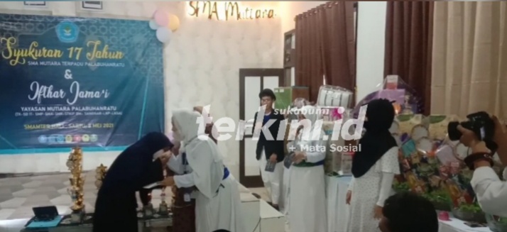 17 Tahun SMA Mutiara Selalu Menghargai Sejarah & Membuat Cerita Baru Yang Keren