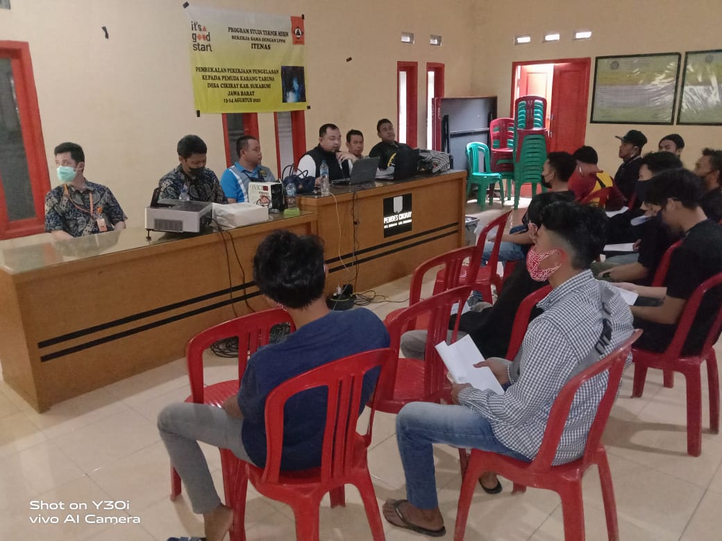 Desa Cikiray Cikidang Majukan Warga Bersama Itenas