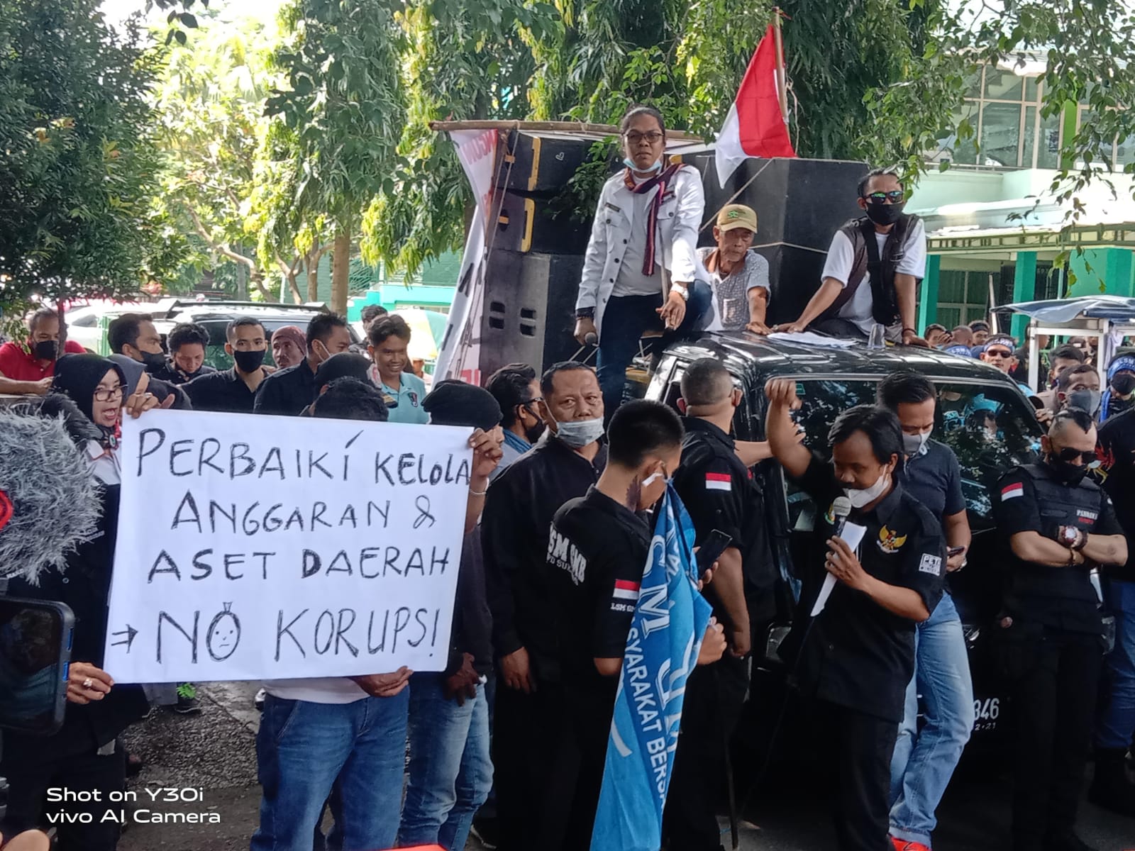 Aksi Damai HARKODIA, Sekda Kabupaten Sukabumi Akhirnya Menerima Massa Aliansi LSM dan Ormas