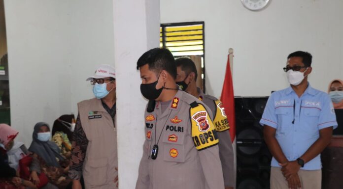 Kapolres Sukabumi AKBP Dedy Darmawansyah, Target 70 persen Vaksinasi Harus kita Capai Dibulan Desember Ini akbp dedy darmawansyah