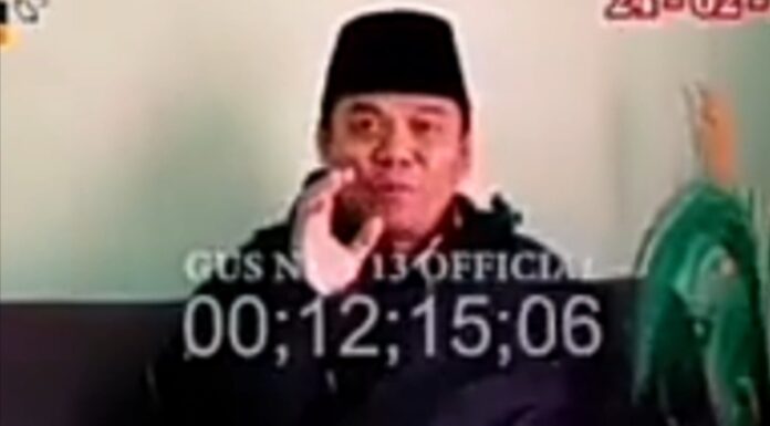 Kini Giliran Gus Nur yang Diduga Oleh Netizen Lecehkan Azan gus nur