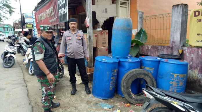 TNI dan Polri Monitoring Harga Minyak Goreng Curah di Jampangkukon
