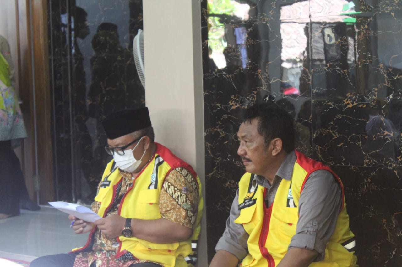 Babeh Asjap Dampingi Bupati Sukabumi Resmikan Masjid Jamie Al-jayadiyah di Cijengkol