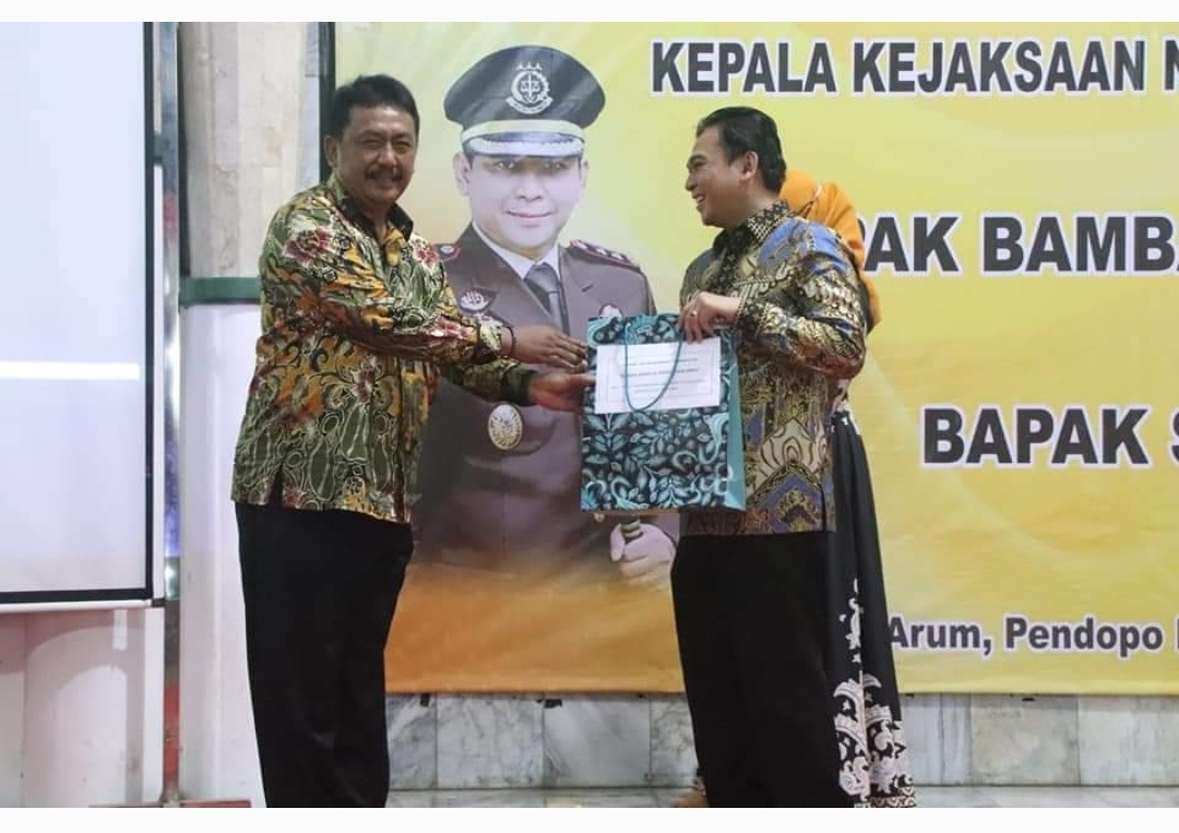 Bupati Sukabumi dan Kepala Dinas PU Asep Japar Hadiri Pisah Sambut Kejari Sukabumi