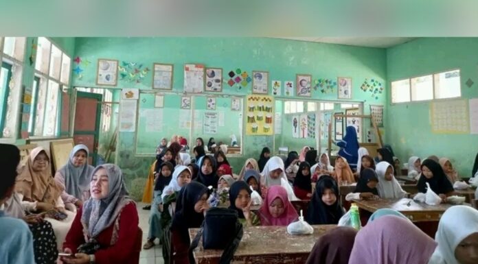 Tanamkan Akhlakul Karimah, MI Cikakak Gelar Maulid Nabi Besar Muhammad SAW MI Cikakak
