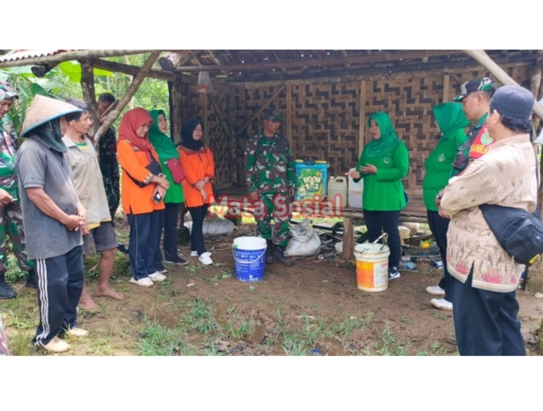 Koramil 0622-13/Japang kulon dan Persit 14 Sosialisasikan dan Aplikasikan Bios 44 yang Bikin Petani Bahagia