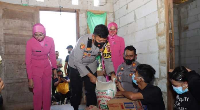 Pelajar yang Nyambi Jualan Sayur di Warungkiara Sukabumi Dapat Bantuan dari Kapolres Sukabumi