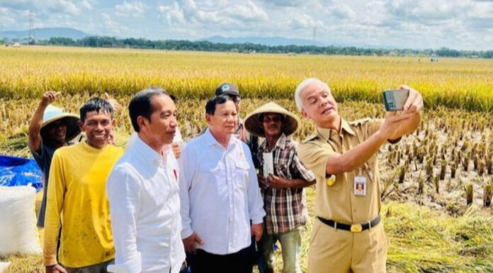 Dihadapan Jokowi